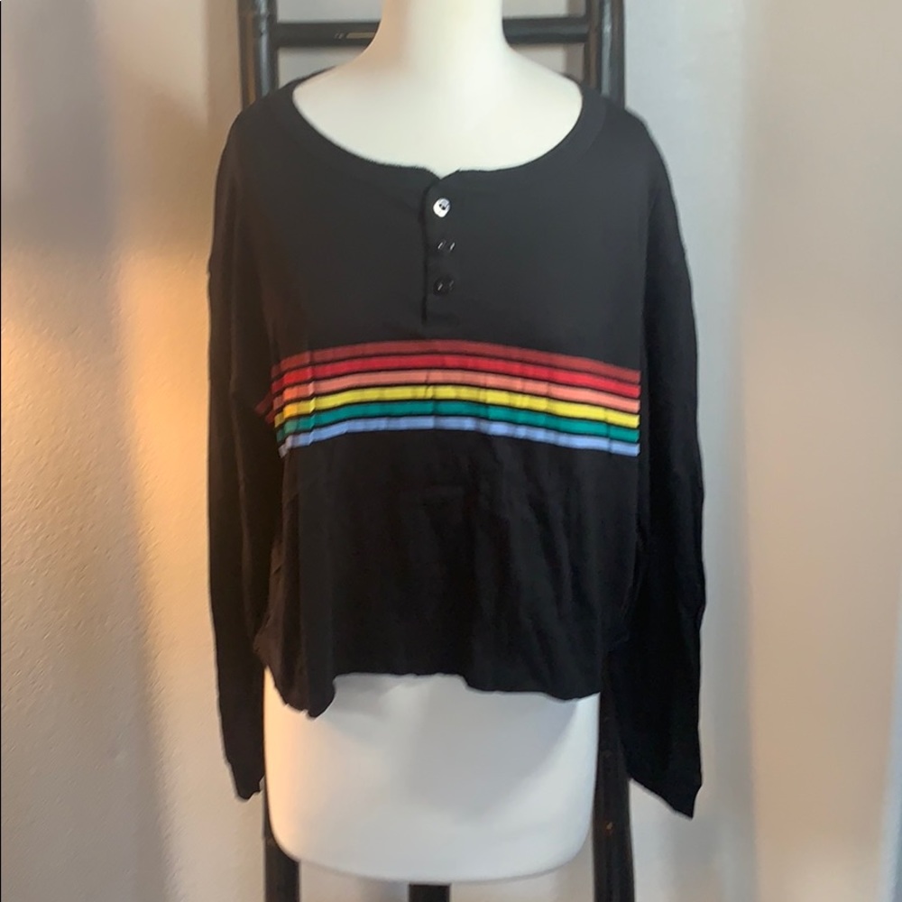 NWT love peace & lazy days black crop XL